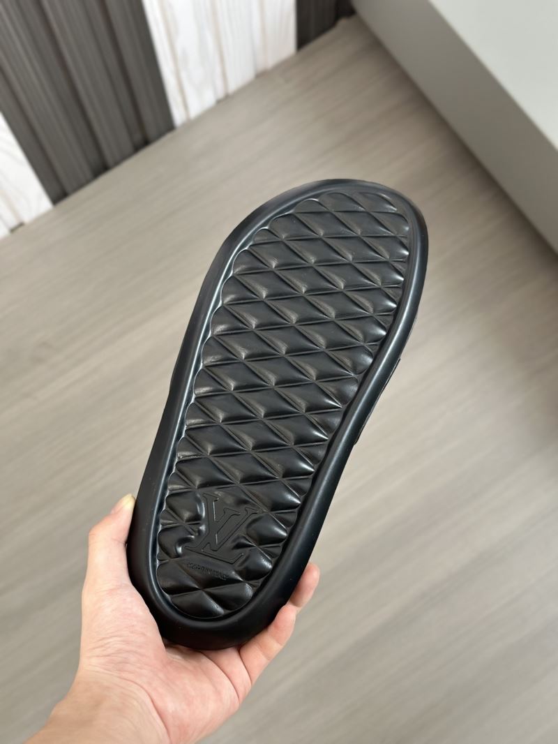 Louis Vuitton Slippers